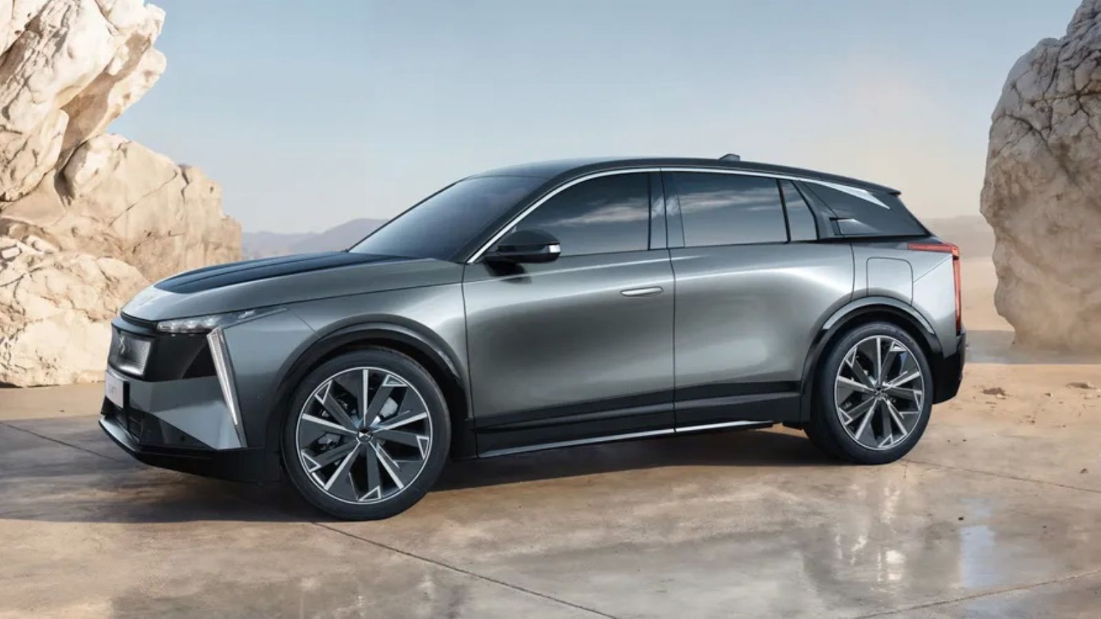 Αυτό είναι το νέο DS No7